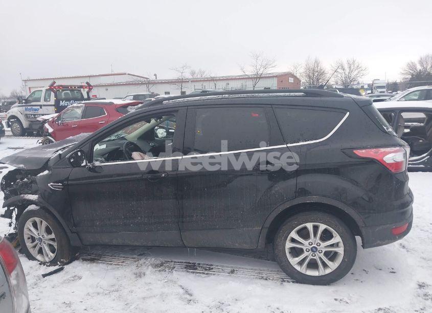 Photo 14 of 2018 Ford Escape SEL (VIN 1FMCU9HDXJUD49024)