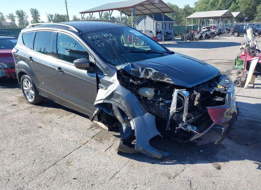 2018 Ford Escape SEL (VIN 1FMCU9HDXJUD61495) main photo