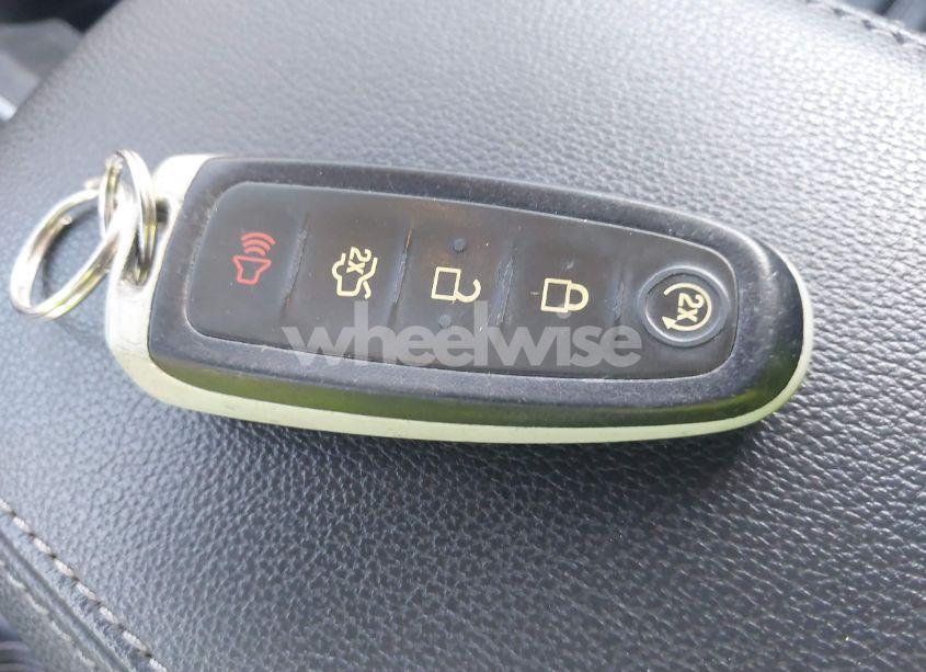 Photo 11 of 2019 Ford Escape SEL (VIN 1FMCU9HDXKUA60016)