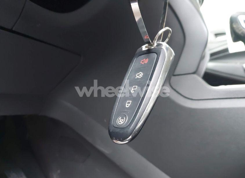 Photo 11 of 2019 Ford Escape SEL (VIN 1FMCU9HDXKUB51786)