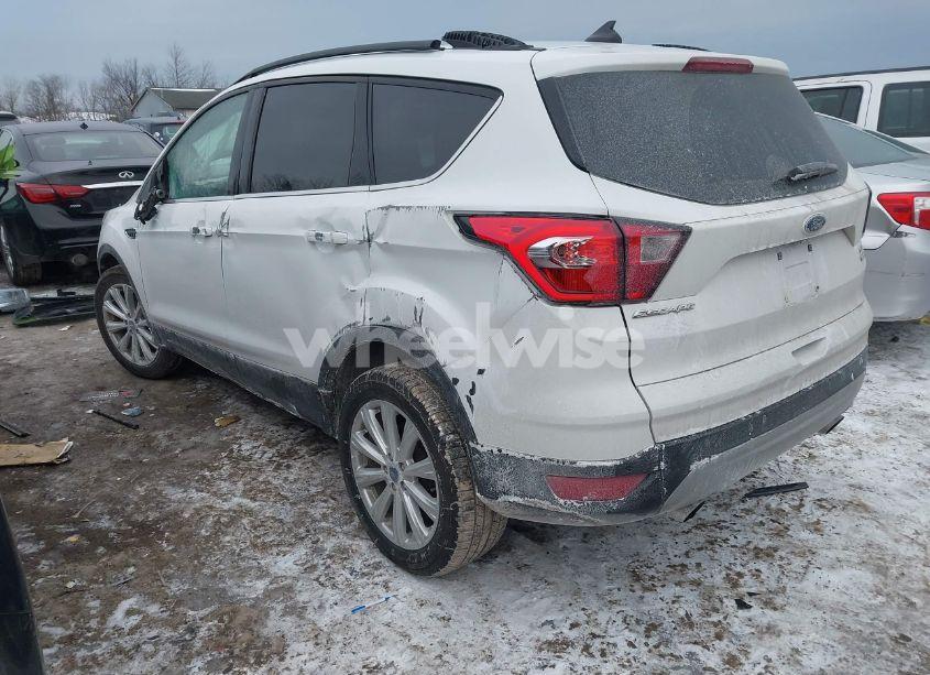 Photo 3 of 2019 Ford Escape SEL (VIN 1FMCU9HDXKUB51786)