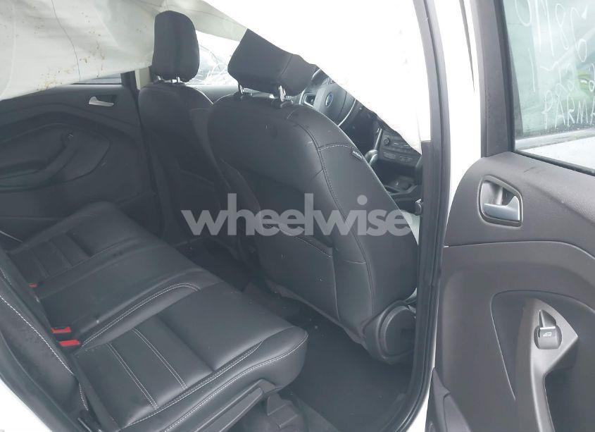 Photo 8 of 2019 Ford Escape SEL (VIN 1FMCU9HDXKUB51786)