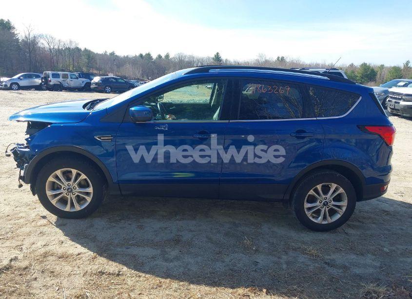 Photo 15 of 2019 Ford Escape SEL (VIN 1FMCU9HDXKUB73626)