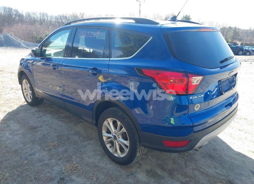 Photo 3 of 2019 Ford Escape SEL (VIN 1FMCU9HDXKUB73626)