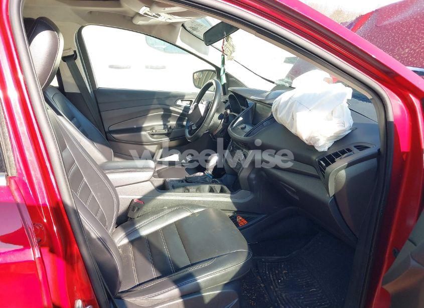 Photo 5 of 2019 Ford Escape SEL (VIN 1FMCU9HDXKUB94234)