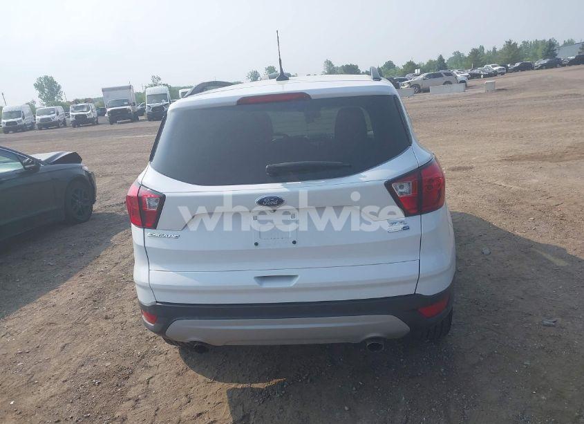 Photo 16 of 2019 Ford Escape SEL (VIN 1FMCU9HDXKUC00243)