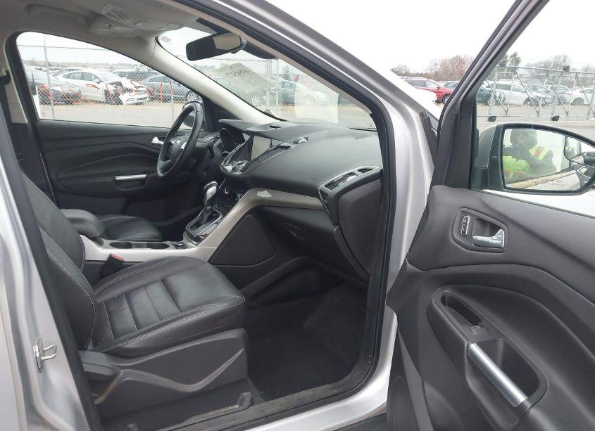 Photo 5 of 2013 Ford Escape SEL (VIN 1FMCU9HX0DUB39949)