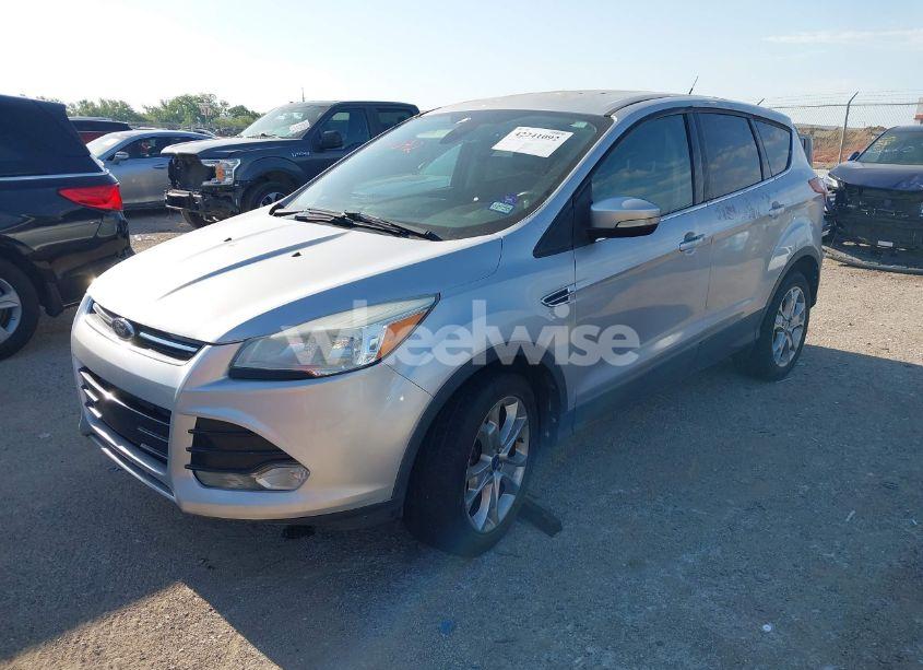 Photo 2 of 2013 Ford Escape SEL (VIN 1FMCU9HX2DUA59746)