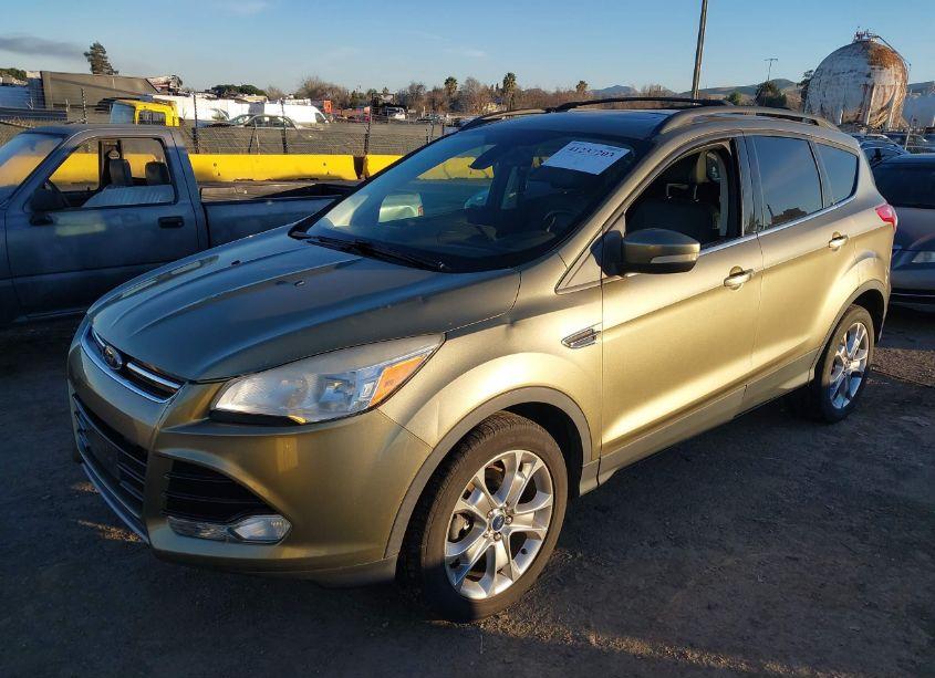 Photo 2 of 2013 Ford Escape SEL (VIN 1FMCU9HX2DUB97447)