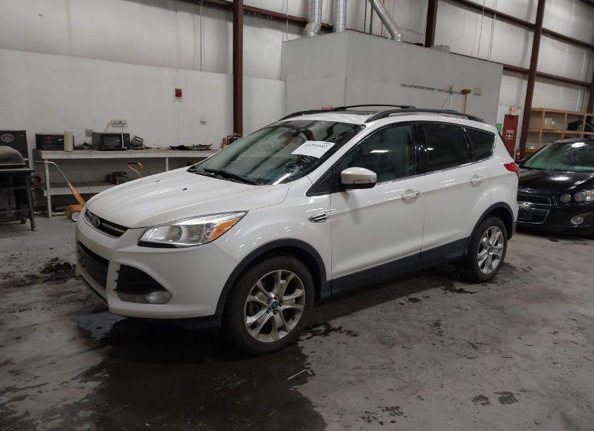 Photo 2 of 2013 Ford Escape SEL (VIN 1FMCU9HX6DUA72404)