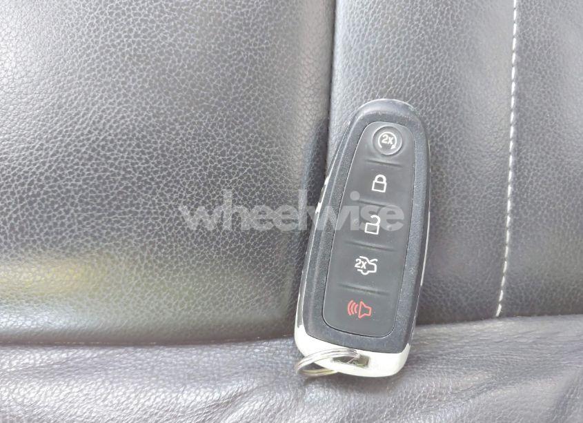 Photo 11 of 2013 Ford Escape SEL (VIN 1FMCU9HX6DUB80005)