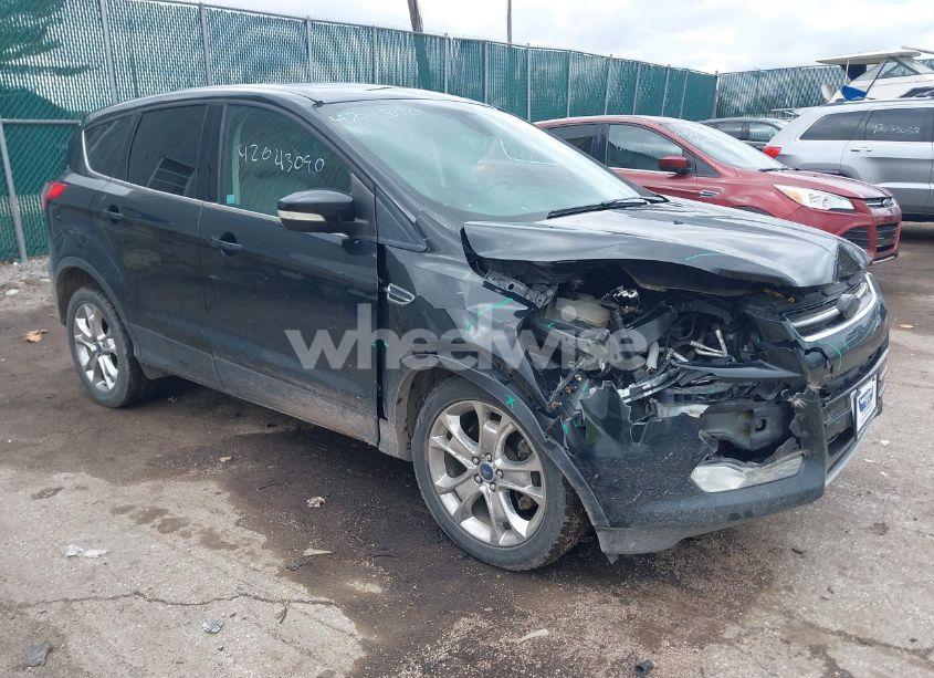 2013 Ford Escape SEL (VIN 1FMCU9HX9DUD62944) main photo