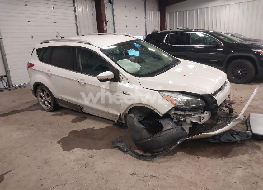 2014 Ford Escape TITANIUM (VIN 1FMCU9J90EUA26824) main photo