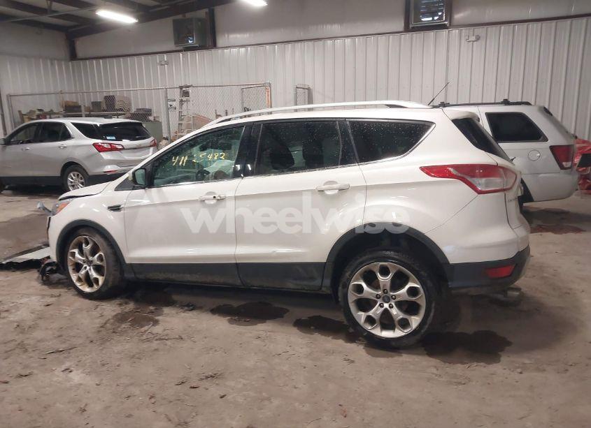 Photo 14 of 2014 Ford Escape TITANIUM (VIN 1FMCU9J90EUA26824)