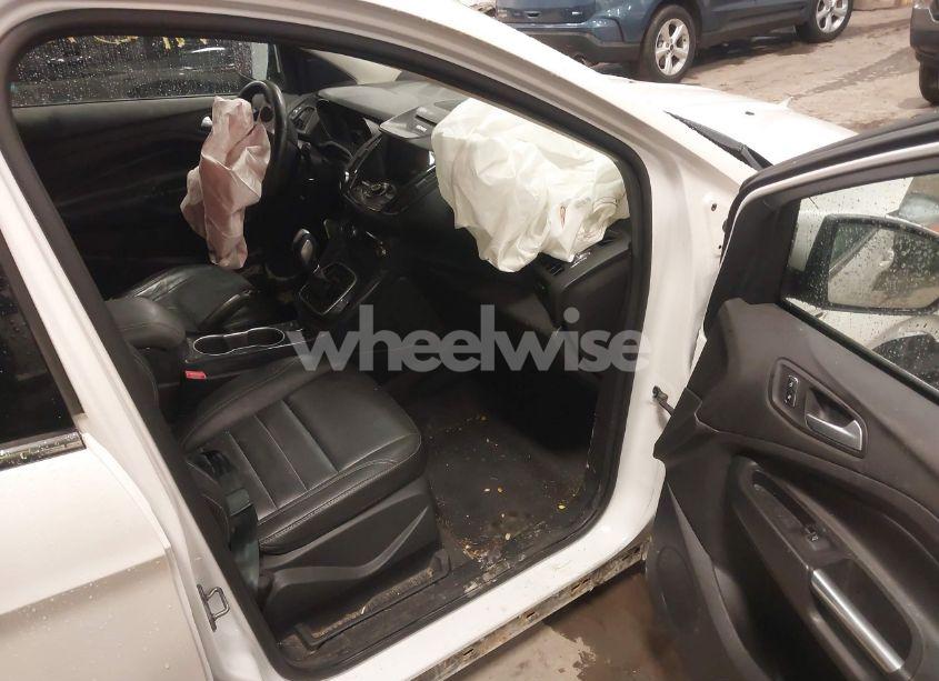 Photo 5 of 2014 Ford Escape TITANIUM (VIN 1FMCU9J90EUA26824)