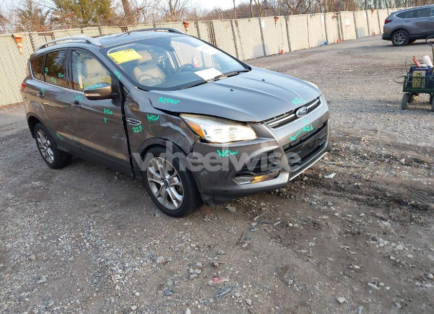 2014 Ford Escape TITANIUM (VIN 1FMCU9J90EUE45840) main photo