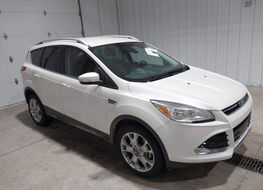 2015 Ford Escape TITANIUM (VIN 1FMCU9J90FUA08597) main photo