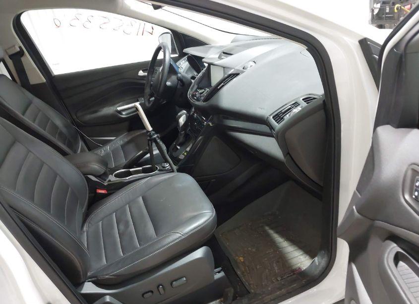 Photo 5 of 2015 Ford Escape TITANIUM (VIN 1FMCU9J90FUA08597)