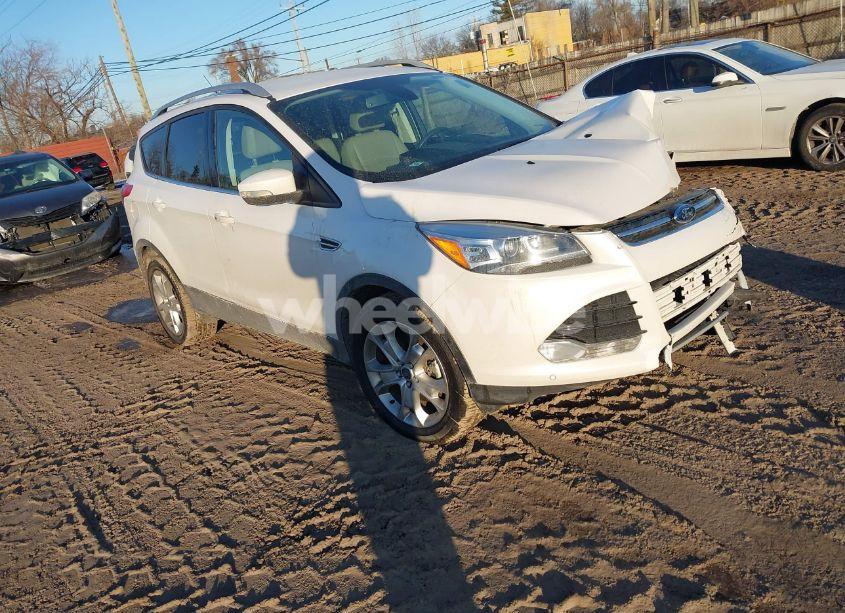 2015 Ford Escape TITANIUM (VIN 1FMCU9J90FUB28268) main photo
