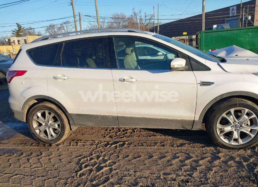 Photo 13 of 2015 Ford Escape TITANIUM (VIN 1FMCU9J90FUB28268)