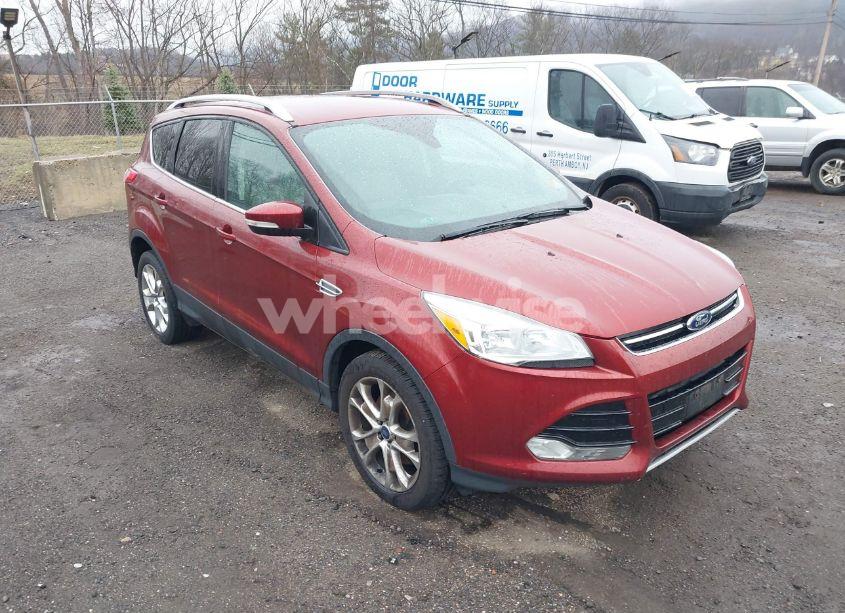 2015 Ford Escape TITANIUM (VIN 1FMCU9J90FUC67185) main photo