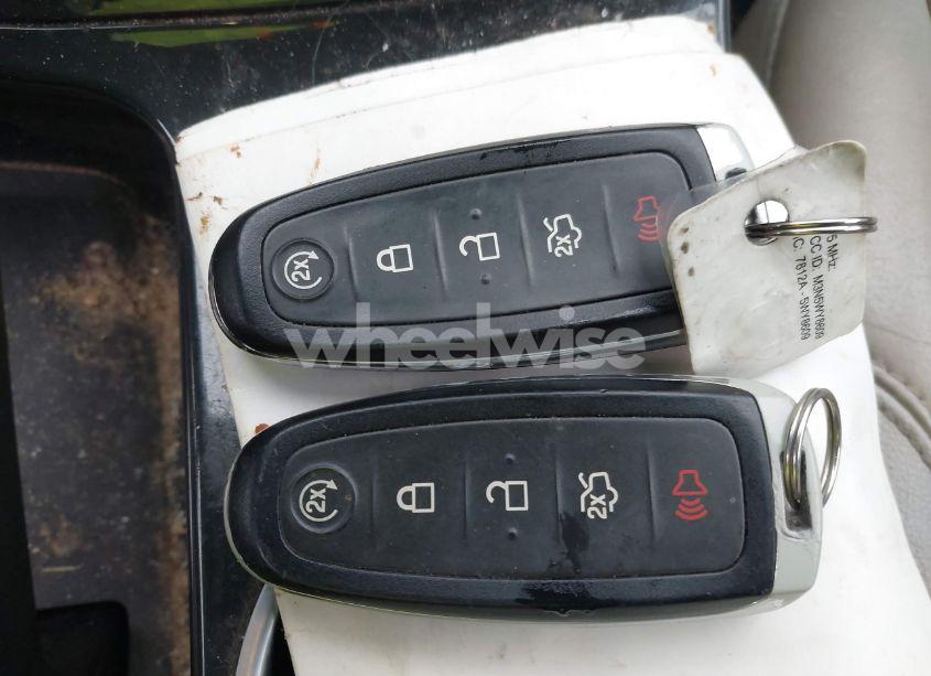 Photo 11 of 2015 Ford Escape TITANIUM (VIN 1FMCU9J90FUC67185)