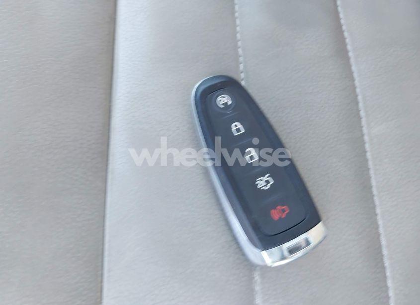 Photo 11 of 2016 Ford Escape TITANIUM (VIN 1FMCU9J90GUA25675)