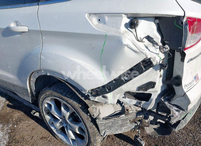 Photo 6 of 2016 Ford Escape TITANIUM (VIN 1FMCU9J90GUA25675)