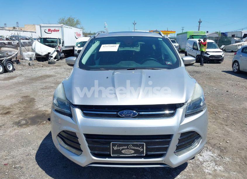 Photo 12 of 2016 Ford Escape TITANIUM (VIN 1FMCU9J90GUA25739)