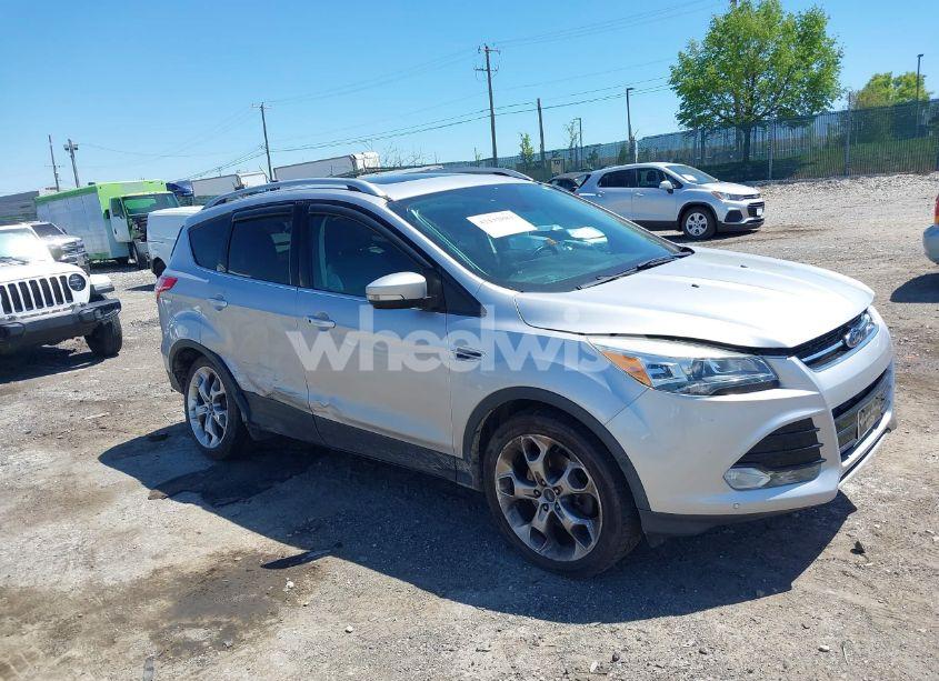 Photo 3 of 2016 Ford Escape TITANIUM (VIN 1FMCU9J90GUA25739)