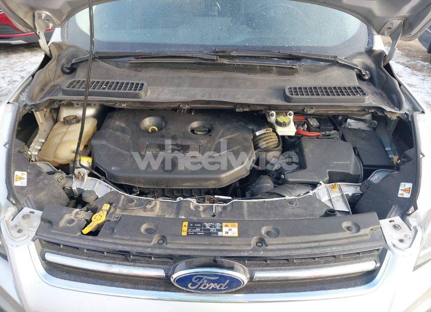 Photo 10 of 2016 Ford Escape TITANIUM (VIN 1FMCU9J90GUB27722)