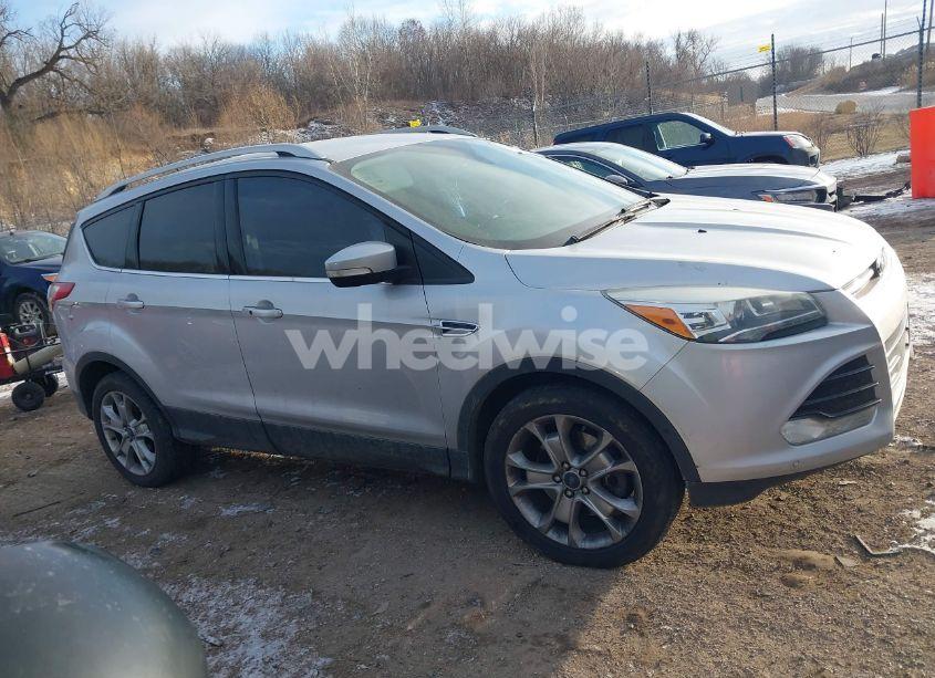 Photo 13 of 2016 Ford Escape TITANIUM (VIN 1FMCU9J90GUB27722)