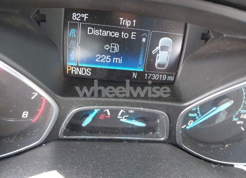 Photo 15 of 2016 Ford Escape TITANIUM (VIN 1FMCU9J90GUB35593)