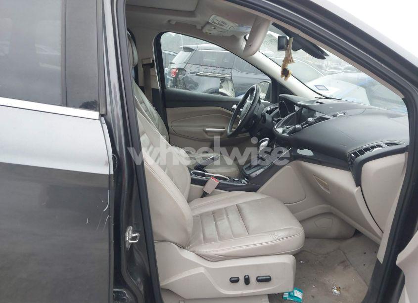 Photo 5 of 2016 Ford Escape TITANIUM (VIN 1FMCU9J90GUC26055)