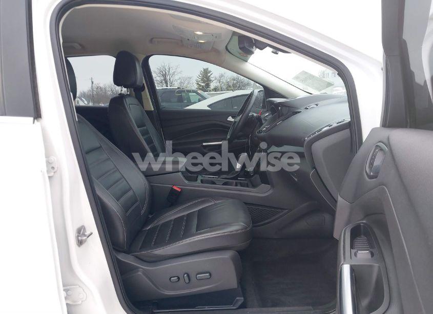 Photo 5 of 2017 Ford Escape TITANIUM (VIN 1FMCU9J90HUB43453)