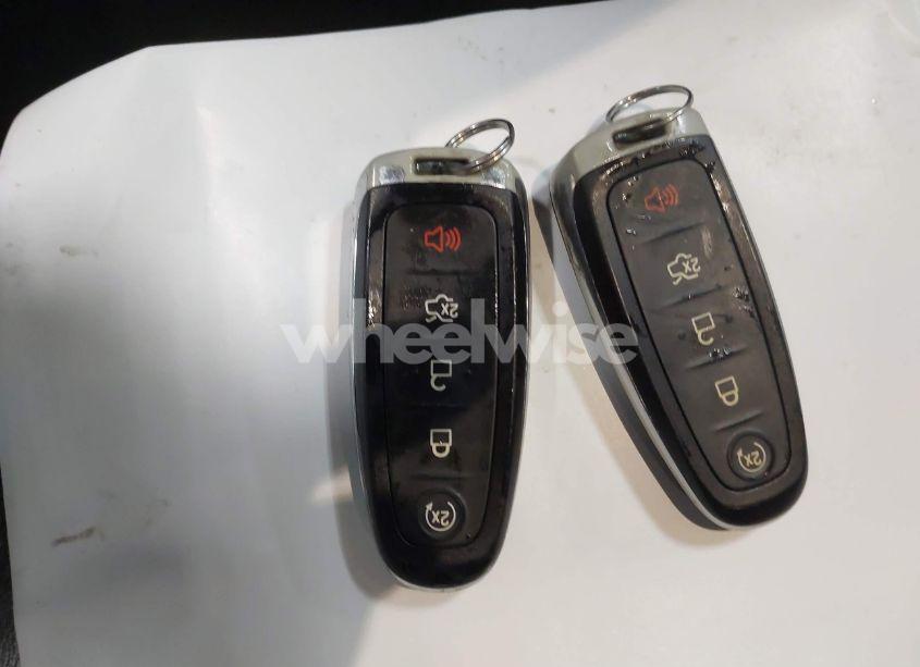 Photo 11 of 2017 Ford Escape TITANIUM (VIN 1FMCU9J90HUD09731)