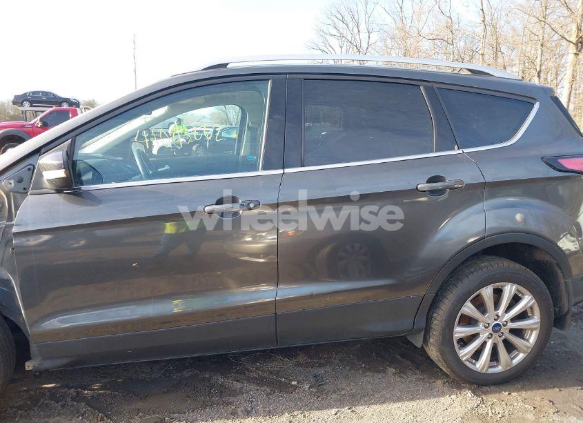 Photo 14 of 2017 Ford Escape TITANIUM (VIN 1FMCU9J90HUD55656)