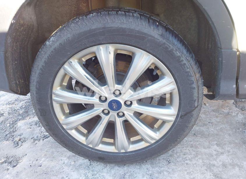 Photo 12 of 2017 Ford Escape TITANIUM (VIN 1FMCU9J90HUE32932)