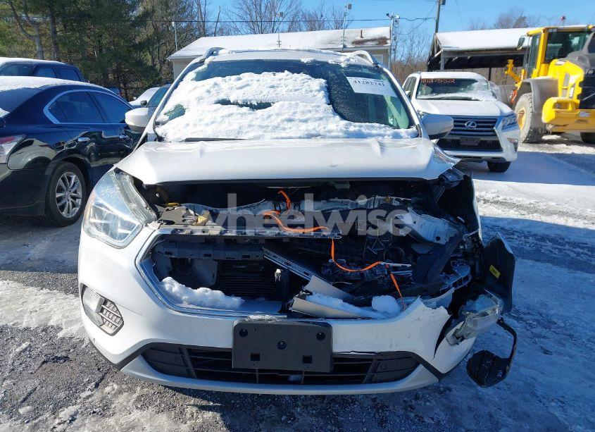 Photo 13 of 2017 Ford Escape TITANIUM (VIN 1FMCU9J90HUE32932)
