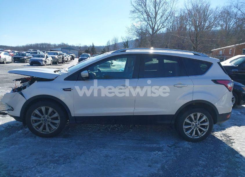 Photo 15 of 2017 Ford Escape TITANIUM (VIN 1FMCU9J90HUE32932)