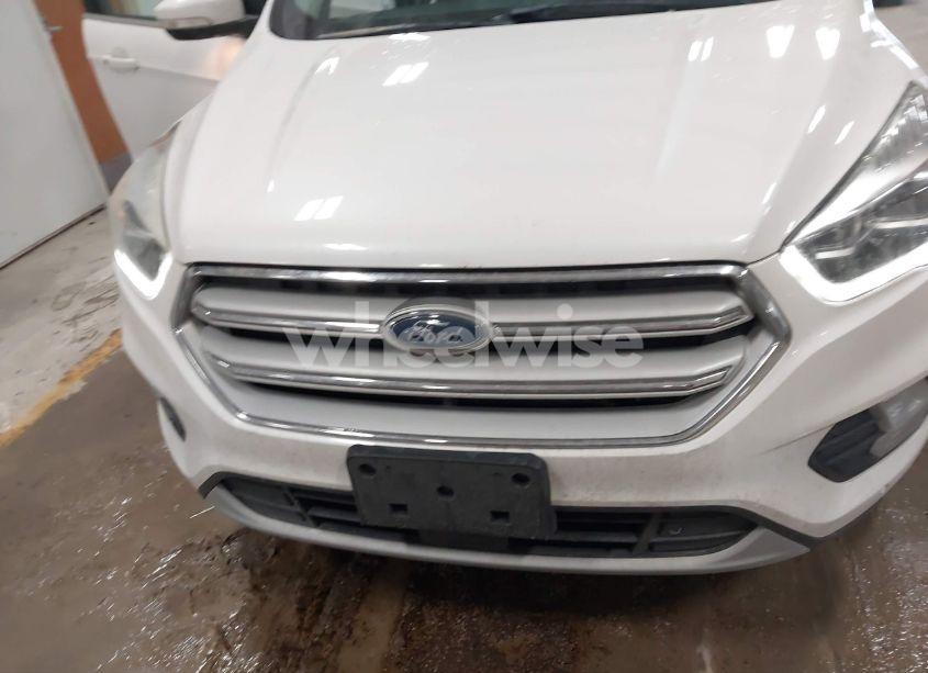 Photo 12 of 2018 Ford Escape TITANIUM (VIN 1FMCU9J90JUA33623)