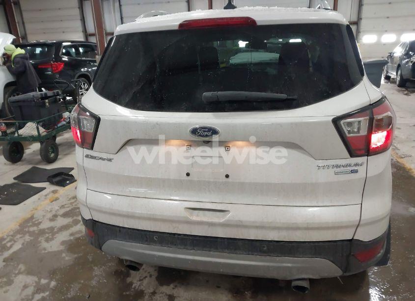 Photo 16 of 2018 Ford Escape TITANIUM (VIN 1FMCU9J90JUA33623)