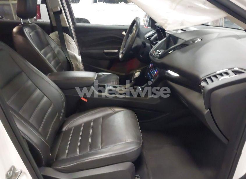 Photo 5 of 2018 Ford Escape TITANIUM (VIN 1FMCU9J90JUA33623)