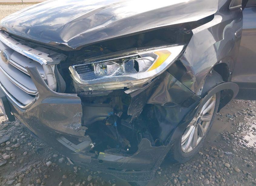 Photo 6 of 2018 Ford Escape TITANIUM (VIN 1FMCU9J90JUA50129)