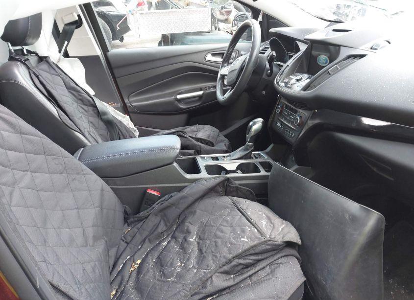 Photo 5 of 2018 Ford Escape TITANIUM (VIN 1FMCU9J90JUC69379)