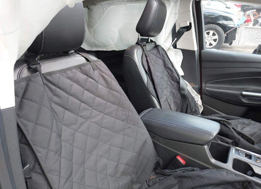 Photo 8 of 2018 Ford Escape TITANIUM (VIN 1FMCU9J90JUC69379)