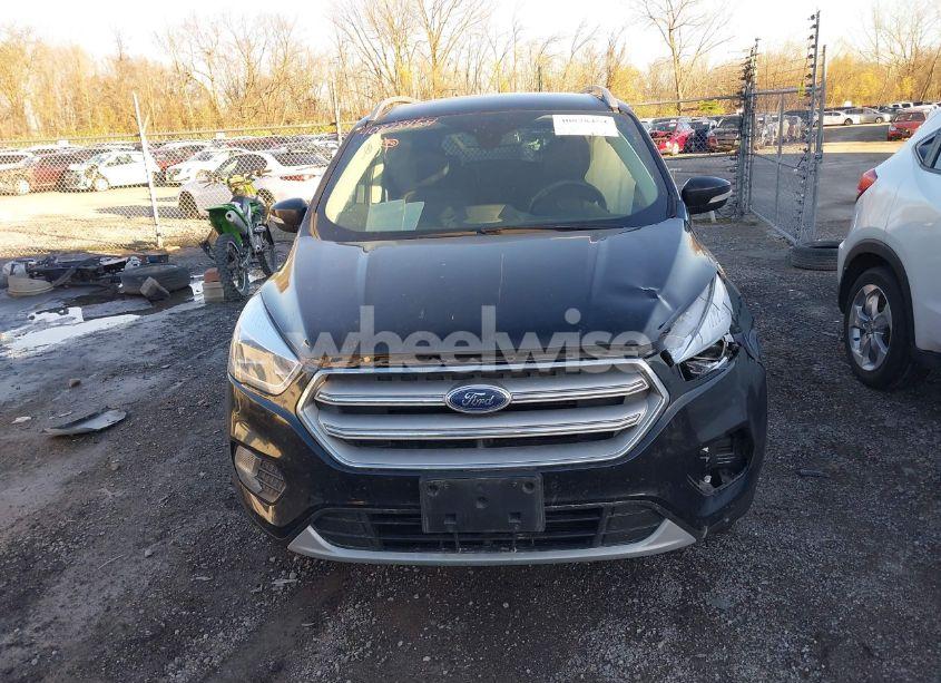 Photo 12 of 2018 Ford Escape TITANIUM (VIN 1FMCU9J90JUD59664)