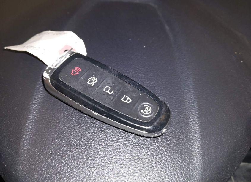 Photo 11 of 2019 Ford Escape TITANIUM (VIN 1FMCU9J90KUA54098)