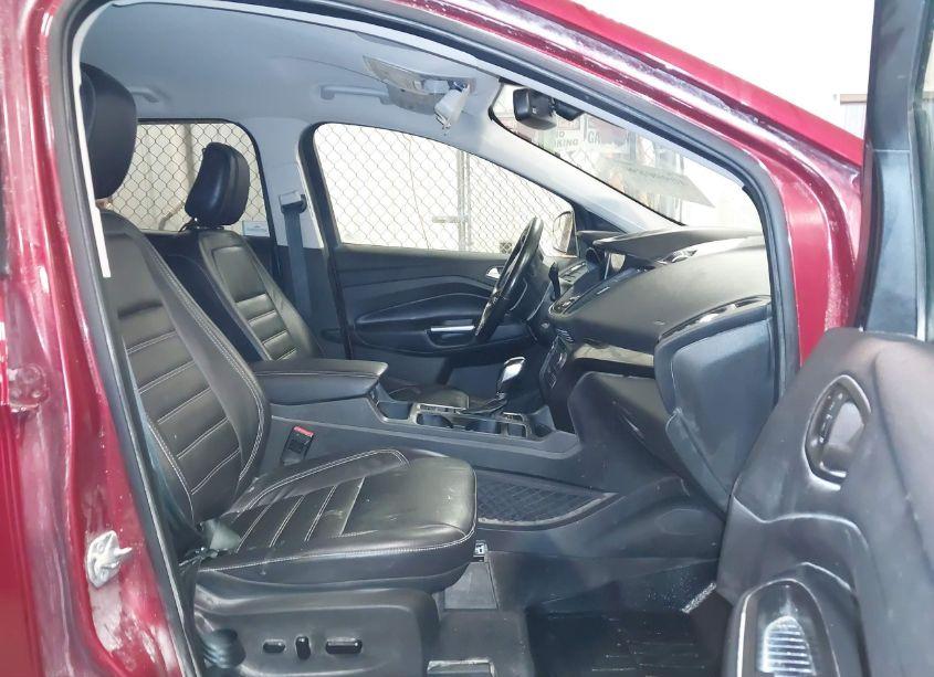 Photo 5 of 2019 Ford Escape TITANIUM (VIN 1FMCU9J90KUA54098)