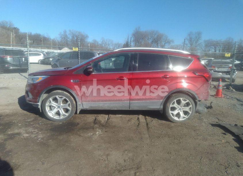 Photo 14 of 2019 Ford Escape TITANIUM (VIN 1FMCU9J90KUA93211)